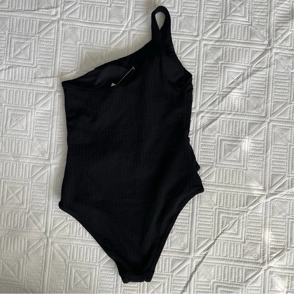 BOTEH One Shoulder Textured Swimsuit Size Medium In Black - Picture 3 of 10
